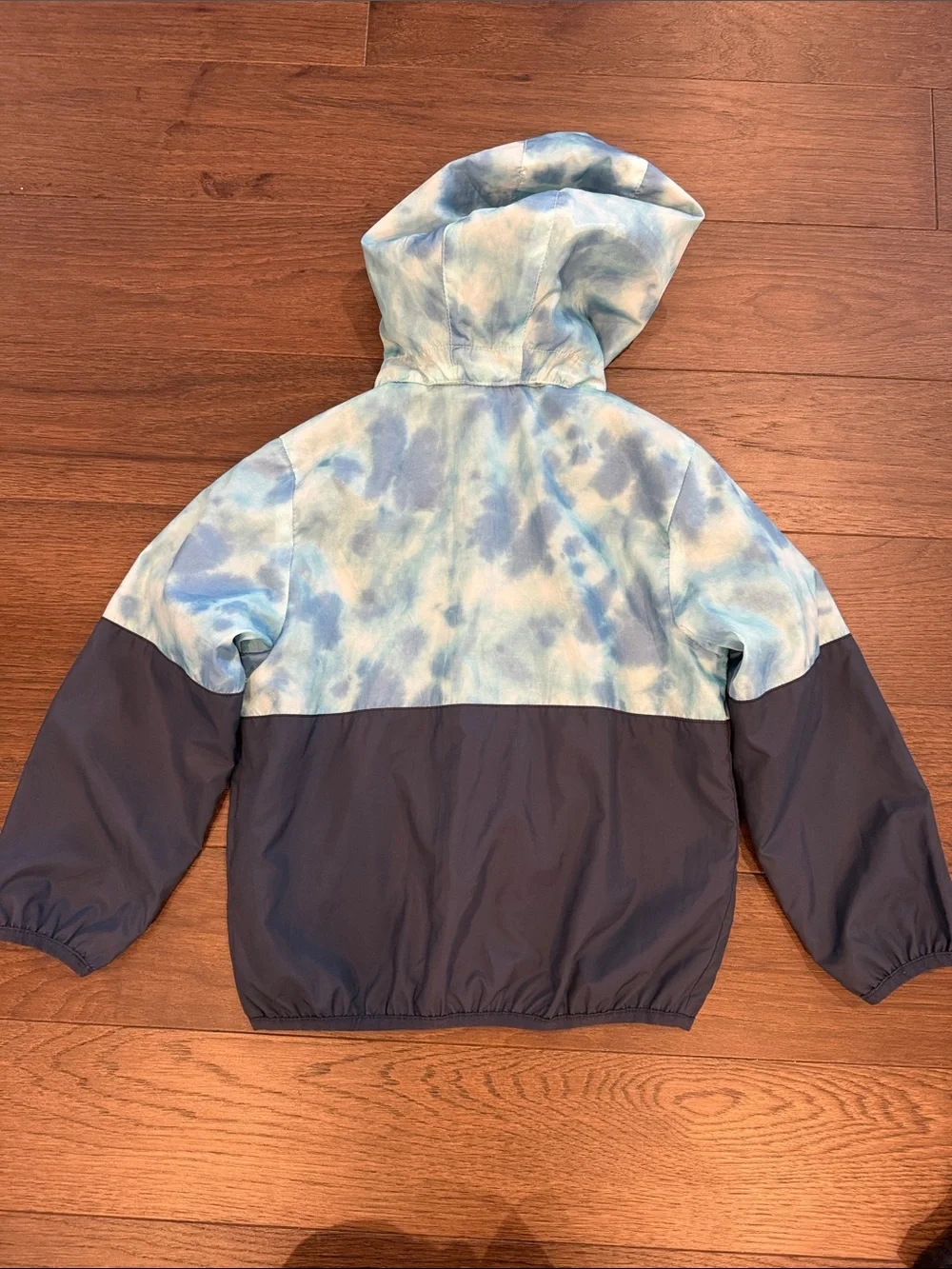 H&M Blue Tie-Dye & Navy Rain Jacket Size 5/6 - C56-010